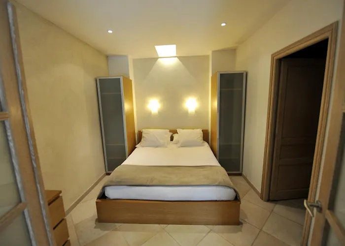 La Bastide Du Soleil * 戛纳