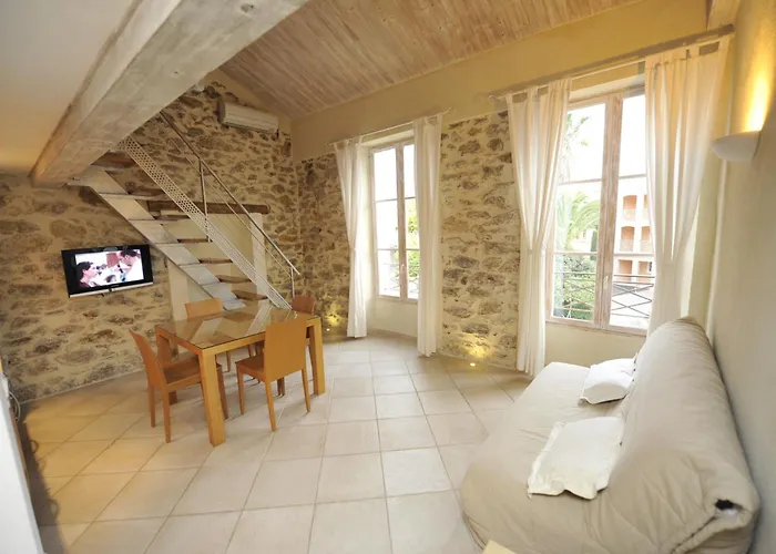 公寓 La Bastide Du Soleil 戛纳